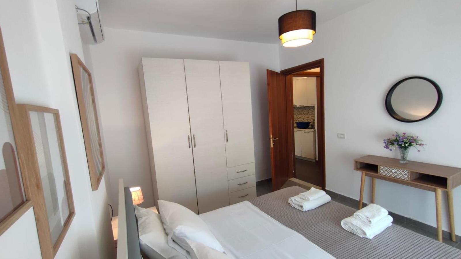 Tropicana Apartments Dhermi Room photo